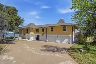 13280 Beach Club Rd, The Colony, TX 75056 - Photo 3