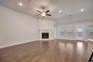 1104 Superbloom Ave, Justin, TX 76247 - Photo 9