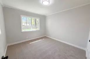 721 Briarwood Ln, Hurst, TX 76053 - Photo 11