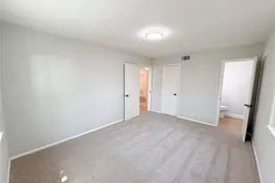 721 Briarwood Ln, Hurst, TX 76053 - Photo 13