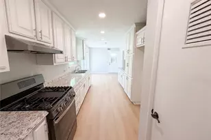 721 Briarwood Ln, Hurst, TX 76053 - Photo 7