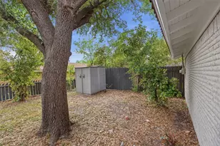 8516 La Jolla Ct, Benbrook, TX 76116 - Photo 37
