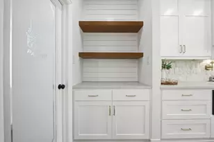 377 Oak Cove Ct, Sunset, TX 76270 - Photo 13