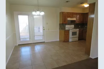 443 Warbler Drive, DeSoto, TX 75115 - Photo 3