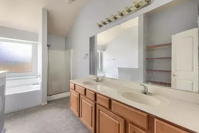 408 Brazos Mountain Drive, Weatherford, TX 76087 - Photo 21