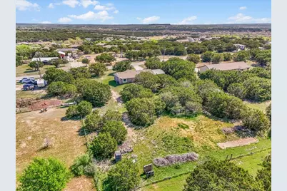 408 Brazos Mountain Drive, Weatherford, TX 76087 - Photo 9