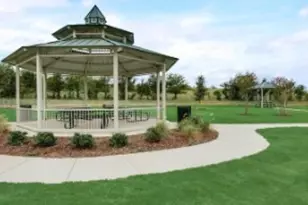 121 Dodge City Ct, Newark, TX 76071 - Photo 9