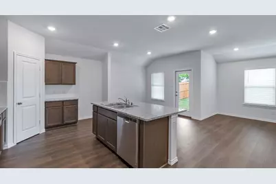 901 Barton Drive, Ennis, TX 75119 - Photo 19