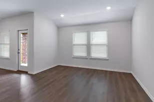 901 Barton Dr, Ennis, TX 75119 - Photo 29