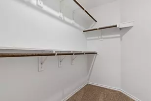 901 Barton Dr, Ennis, TX 75119 - Photo 3