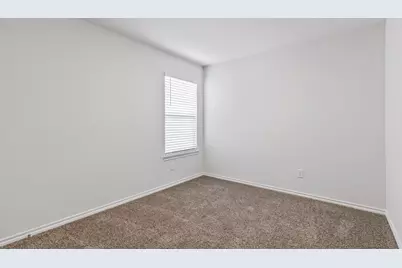 901 Barton Drive, Ennis, TX 75119 - Photo 13