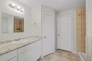 18007 Kinsale Valley Ln, Houston, TX 77060 - Photo 9