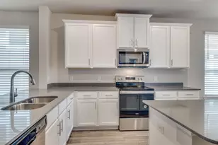 10156 Revere Dr, Providence Village, TX 76227 - Photo 9