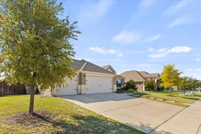 319 Jasmine Drive, Royse City, TX 75189 - Photo 3