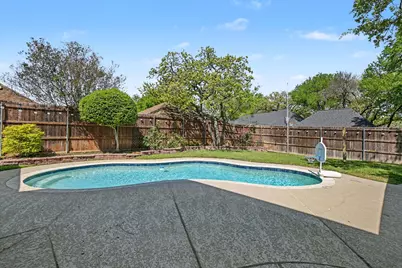 2428 Stonegate Drive N, Bedford, TX 76021 - Photo 11