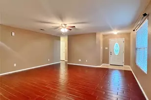 9925 Amaryllis Ln, Fort Worth, TX 76108 - Photo 3