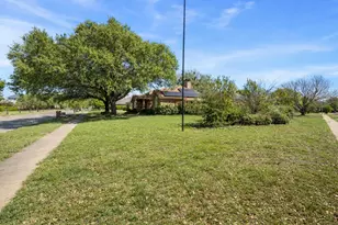 201 Brian Way, Red Oak, TX 75154 - Photo 5