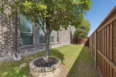 12701 Mercer Parkway, Farmers Branch, TX 75234 - Photo 37