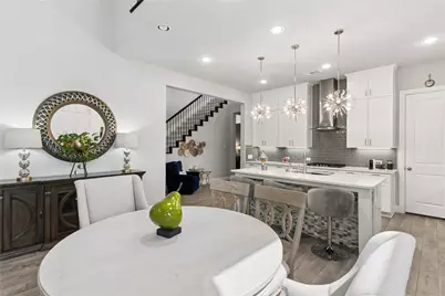 12701 Mercer Parkway, Farmers Branch, TX 75234 - Photo 11