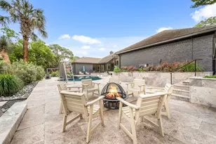 3907 Fox Glen Dr, Irving, TX 75062 - Photo 35