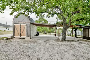 5711 Flint Dr, Granbury, TX 76048 - Photo 39