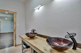 5711 Flint Dr, Granbury, TX 76048 - Photo 19