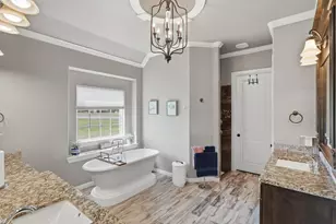 1201 E Iberian Ct, Granbury, TX 76048 - Photo 13