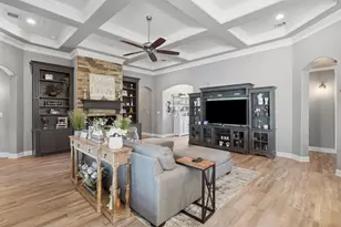 1201 E Iberian Ct, Granbury, TX 76048 - Photo 5