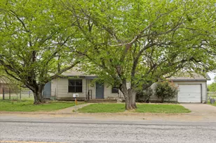 1313 Lipan Hwy, Granbury, TX 76048 - Photo 3