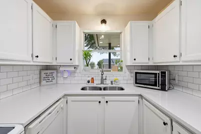 4051 Country Meadows Circle, Granbury, TX 76049 - Photo 13