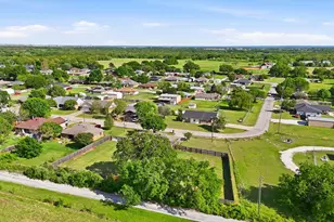 4051 Country Meadows Cir, Granbury, TX 76049 - Photo 31