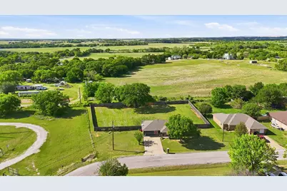 4051 Country Meadows Circle, Granbury, TX 76049 - Photo 29