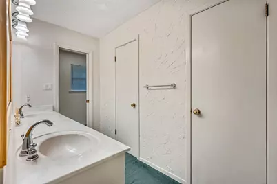 2015 Edgewood Drive, Bridgeport, TX 76426 - Photo 9