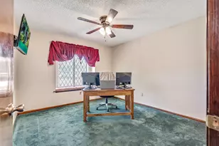 2015 Edgewood Dr, Bridgeport, TX 76426 - Photo 11