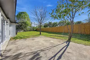 1710 Yorktown Dr, Arlington, TX 76014 - Photo 29