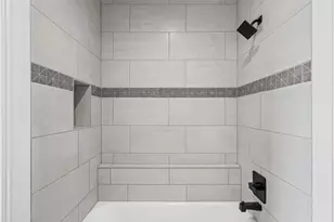 8732 Fullerton Dr, Cleburne, TX 76033 - Photo 29