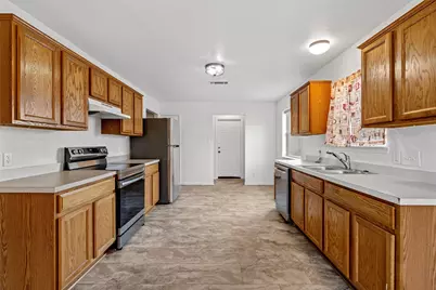 224 Headrick Drive, Robinson, TX 76706 - Photo 5