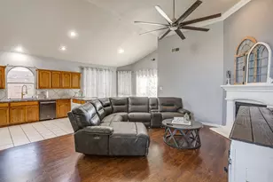 1209 Spanish Moss Dr, Burleson, TX 76028 - Photo 7