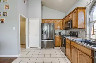 1209 Spanish Moss Dr, Burleson, TX 76028 - Photo 17