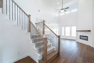 2225 Valencia Dr, Little Elm, TX 75068 - Photo 5