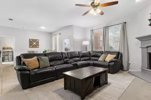 10857 Irish Glen Trail, Fort Worth, TX 76052 - Photo 19