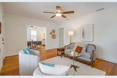 1105 Mistletoe Drive, Fort Worth, TX 76110 - Photo 11