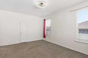 1410 Carriage Ln, Savannah, TX 76227 - Photo 9