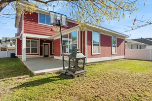 1410 Carriage Ln, Savannah, TX 76227 - Photo 29