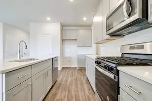 4816 Hunter Hurst Dr, Princeton, TX 75071 - Photo 9