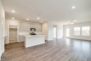 4816 Hunter Hurst Dr, Princeton, TX 75071 - Photo 3