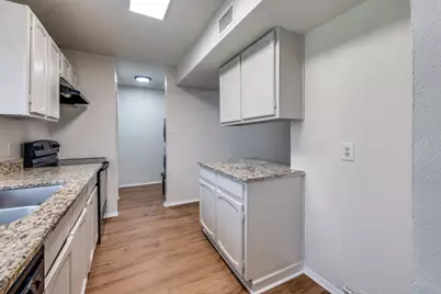 3501 Hickory Hill Drive, Arlington, TX 76014 - Photo 5