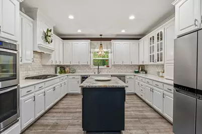 101 Gleneagles Drive, Mt Pleasant, TX 75455 - Photo 11