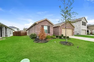2628 Warren Ln, Aubrey, TX 76227 - Photo 3