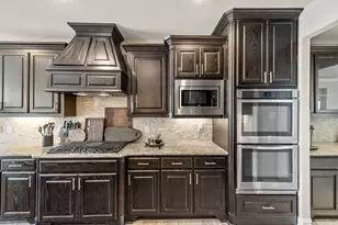 2881 Redfern Dr, Trophy Club, TX 76262 - Photo 13